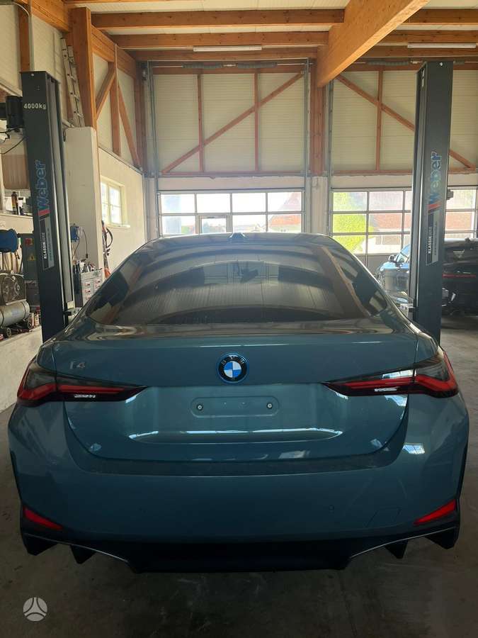 BMW i4, hečbekas
