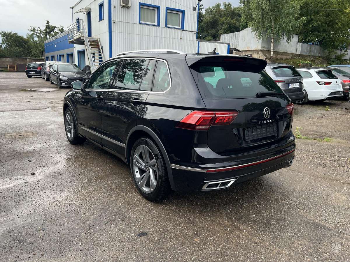 Volkswagen Tiguan - 4