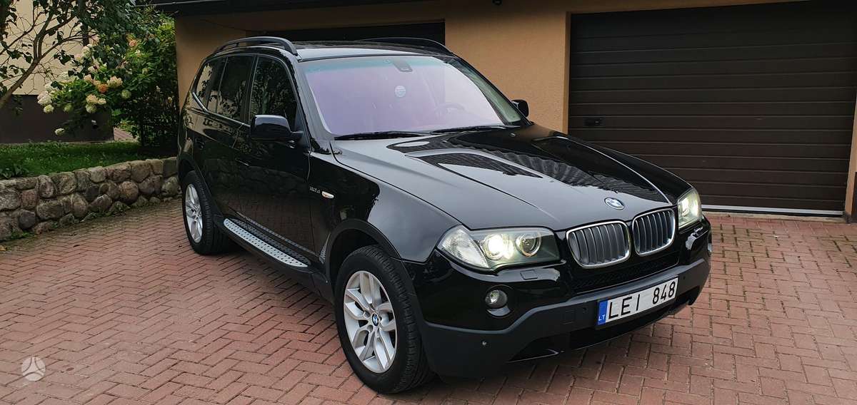 BMW X3, off-road / crossover