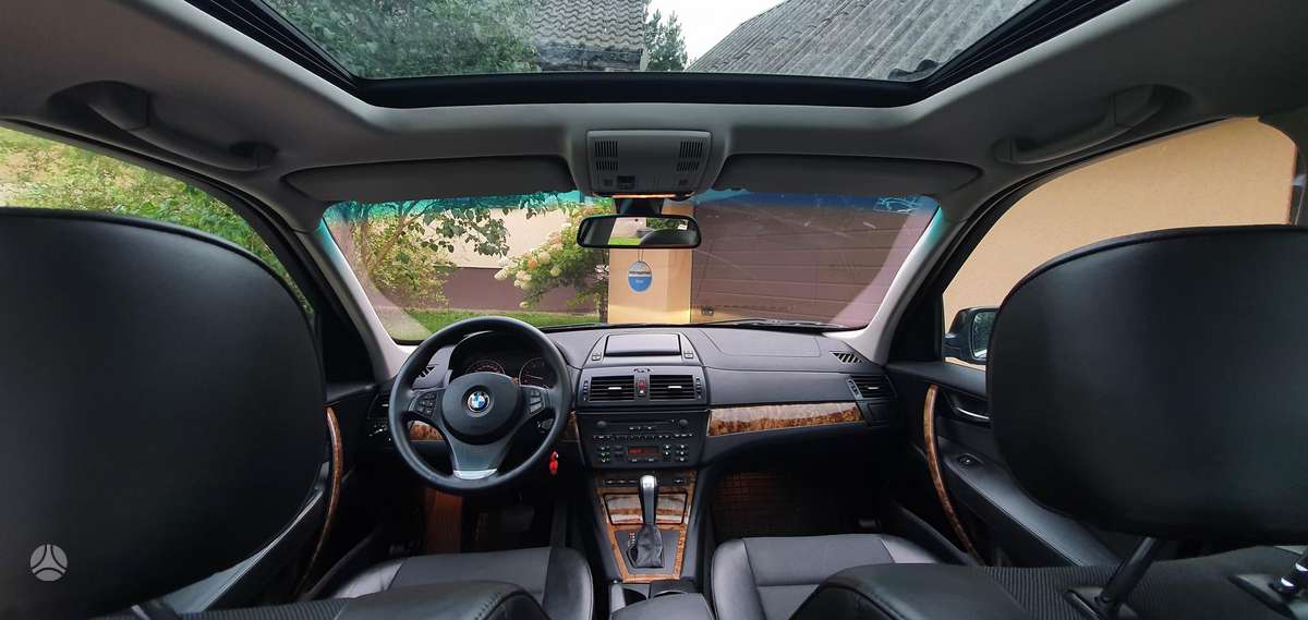 BMW X3, off-road / crossover
