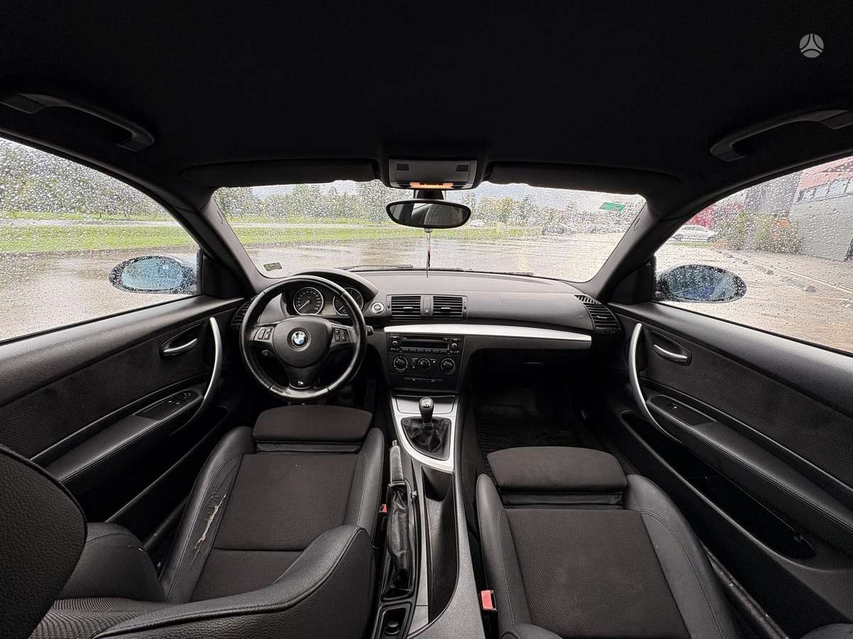 BMW 120, 2.0 l., hatchback