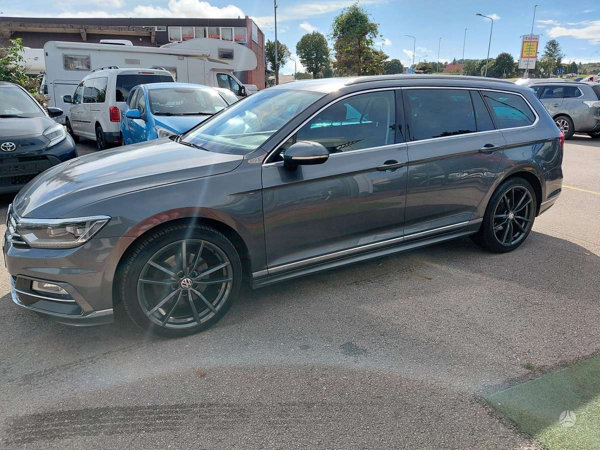 Volkswagen Passat - 3
