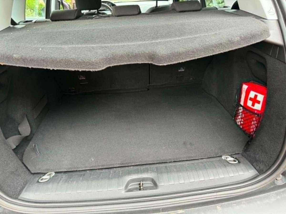 Peugeot 2008 - 10