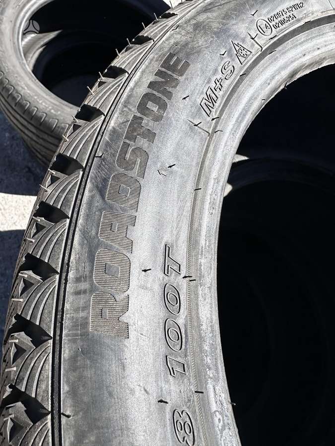 Roadstone, зимние 245/45 R18