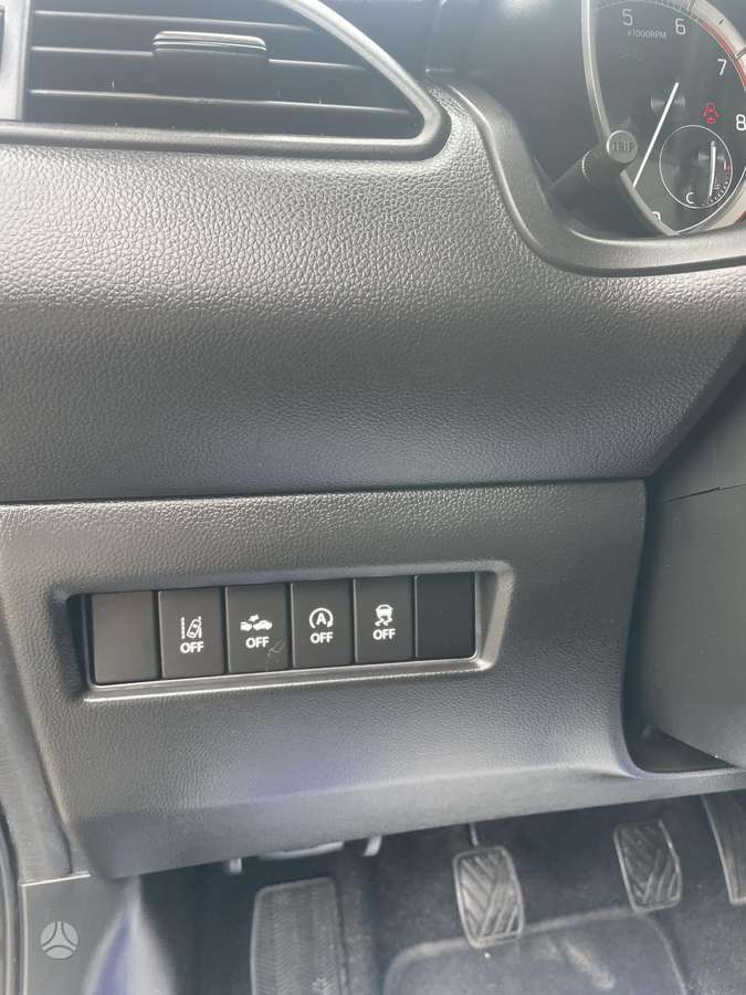 Suzuki Swift - 5