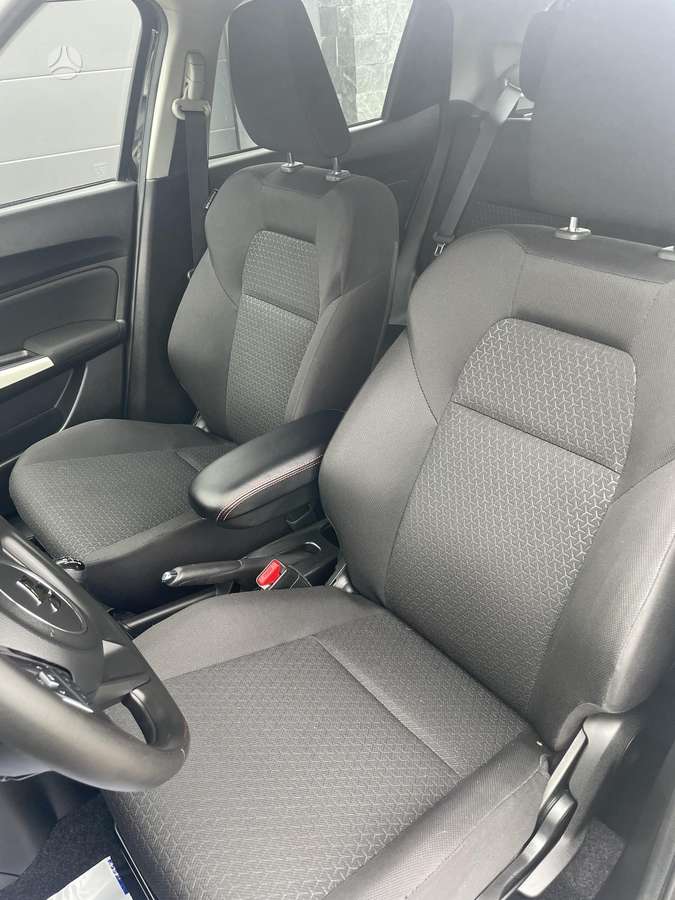 Suzuki Swift - 6