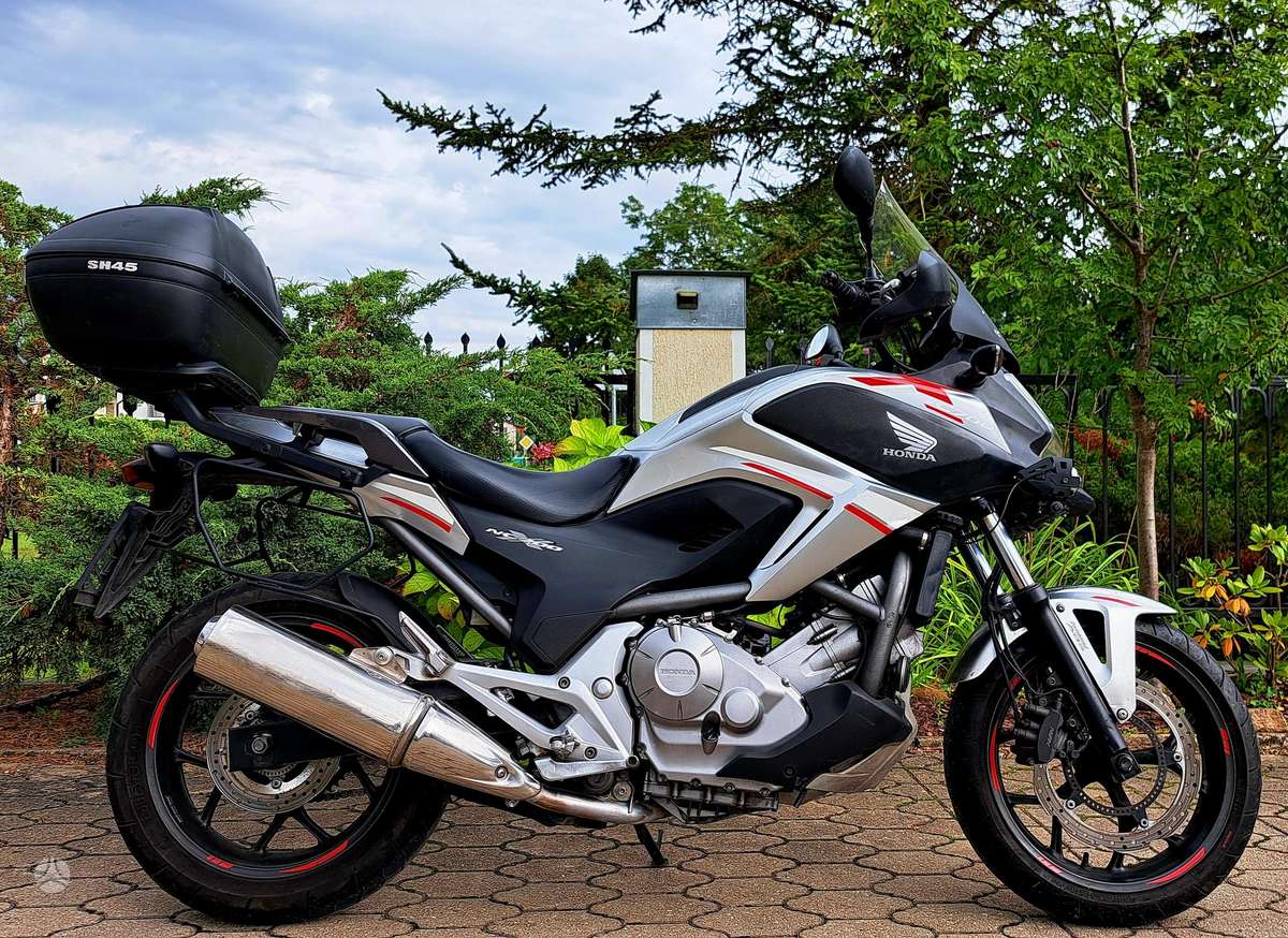 Honda NC 700cc, street / classic