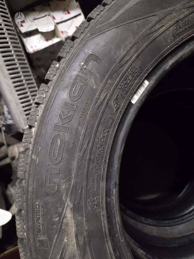 Nokian, winter 215/65 R17