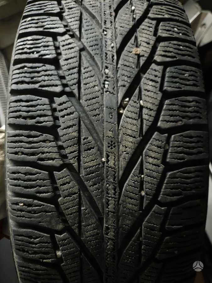 Nokian, winter 215/65 R17