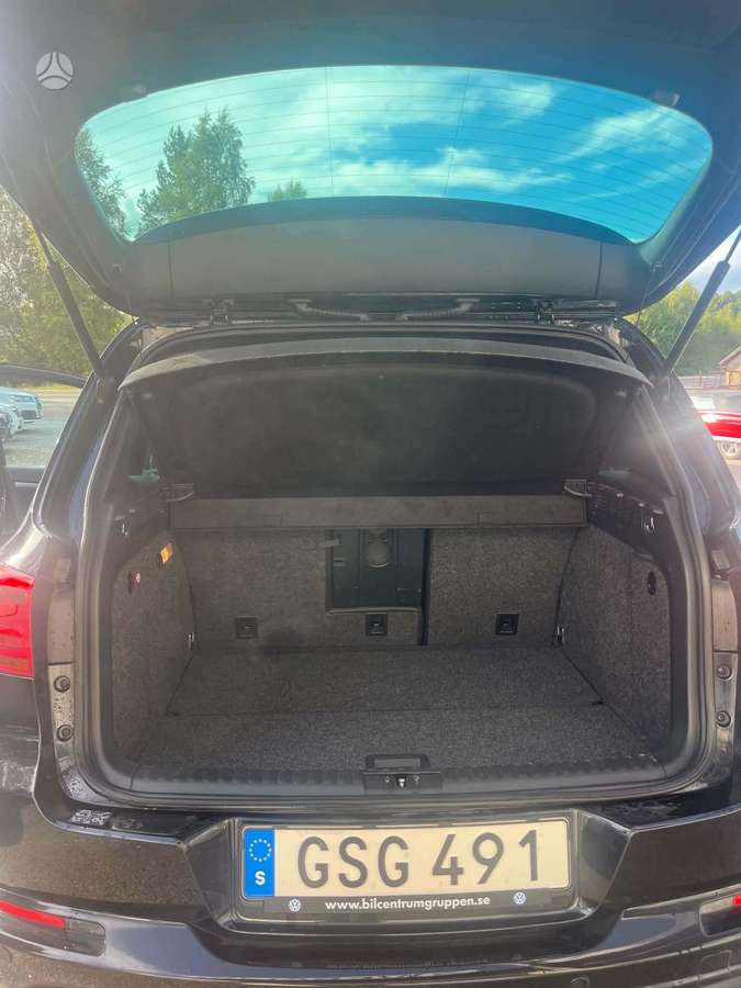 Volkswagen Tiguan - 7