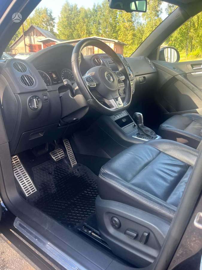Volkswagen Tiguan - 8