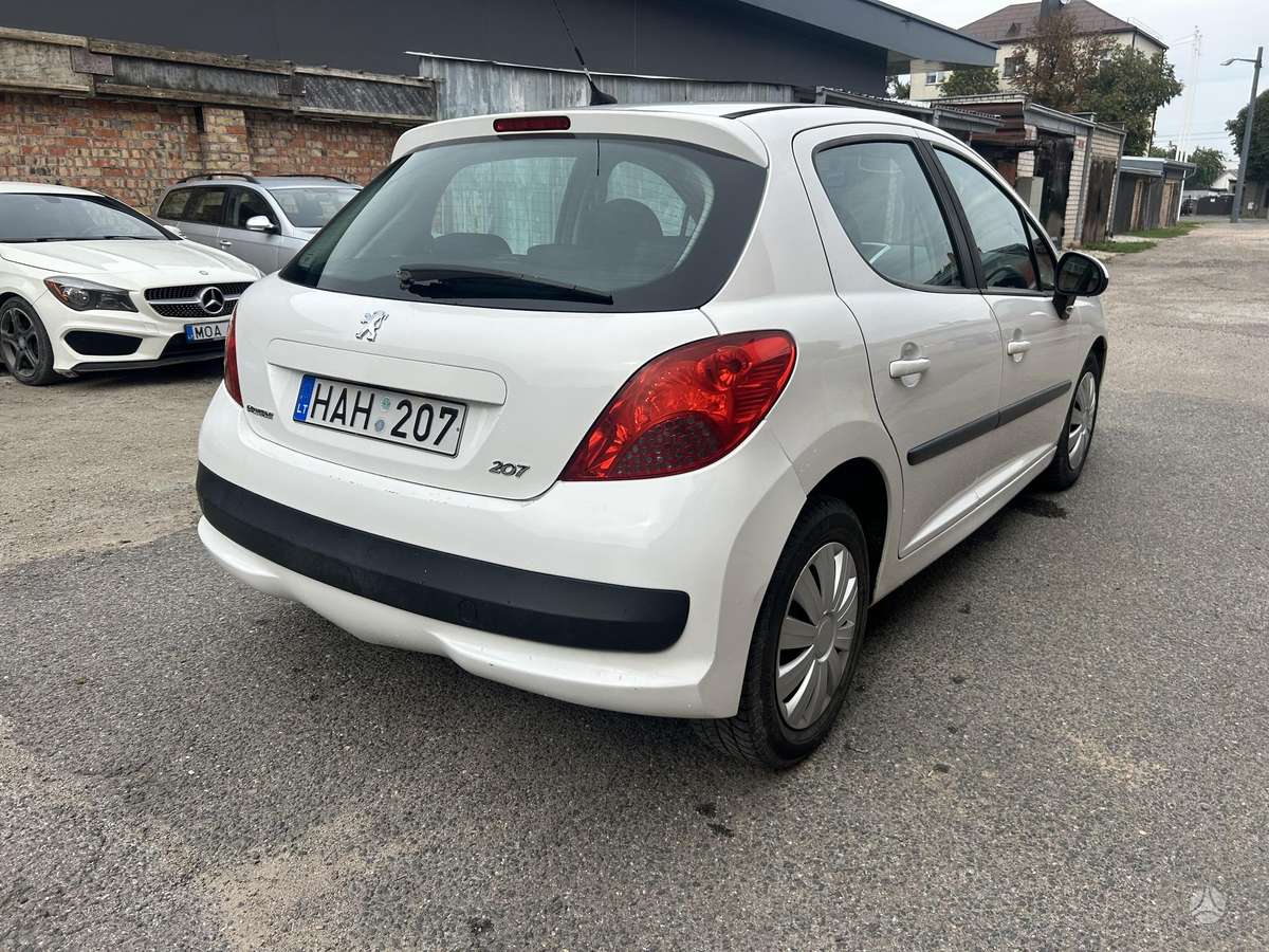 Peugeot 207 - 4