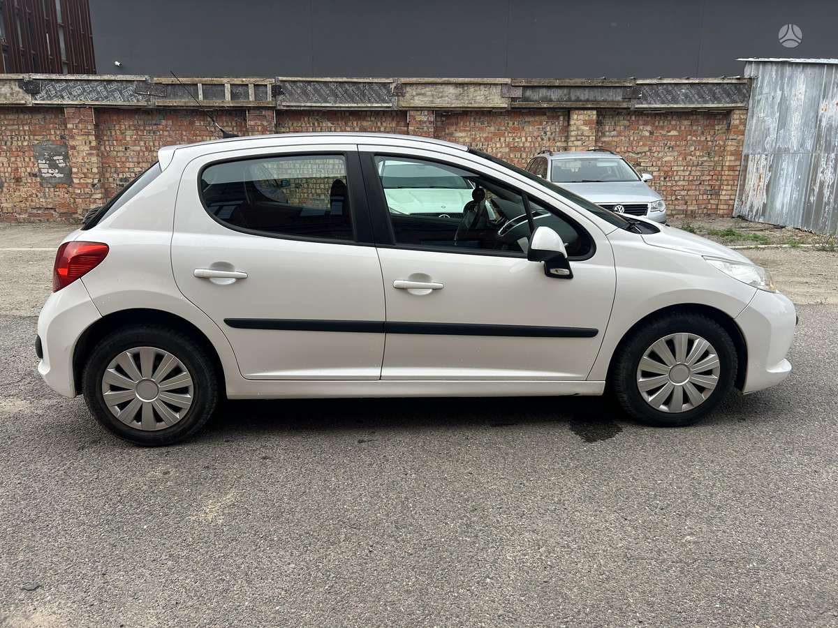 Peugeot 207 - 5