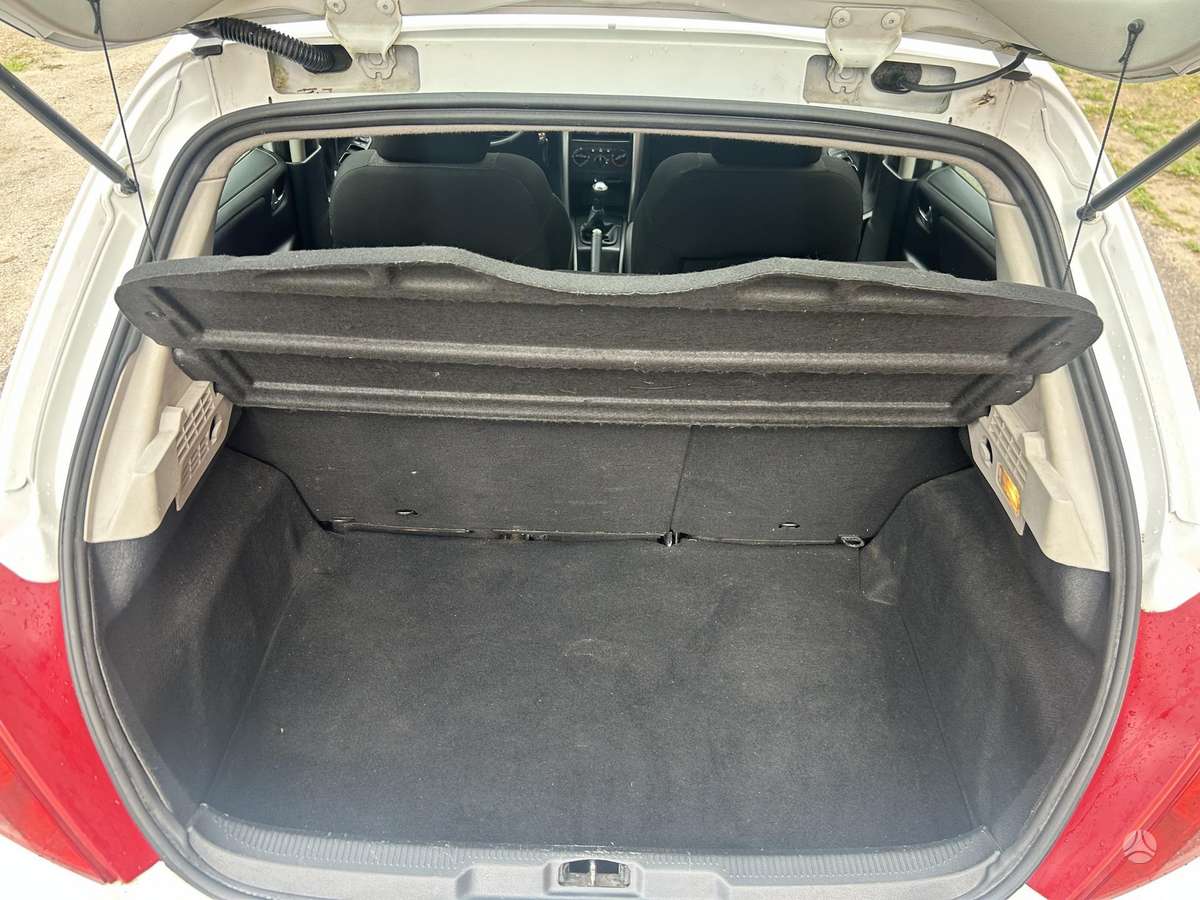 Peugeot 207 - 7