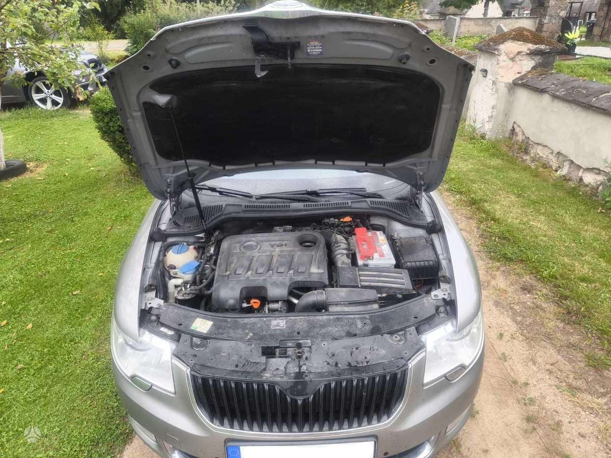 Skoda Superb, 2.0 l., Универсал