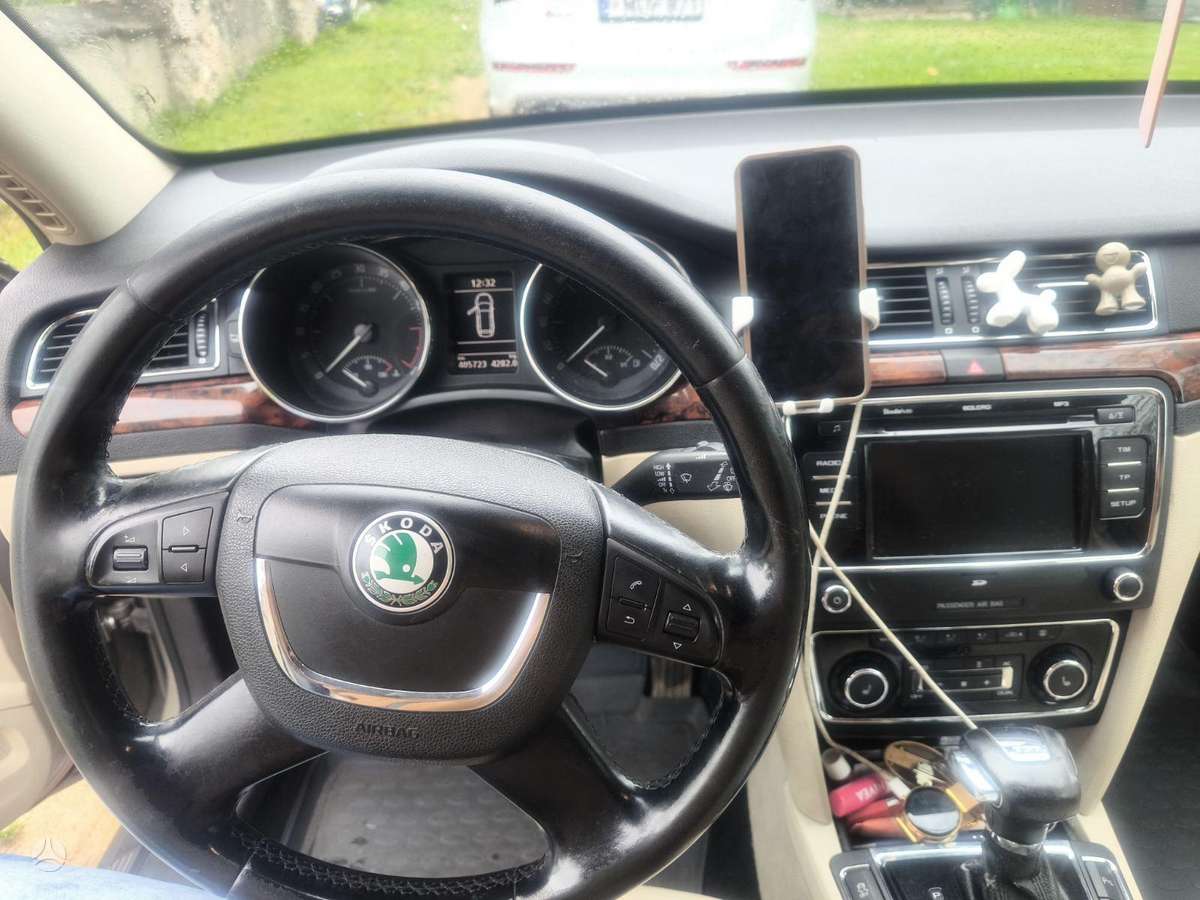 Skoda Superb, 2.0 l., Универсал