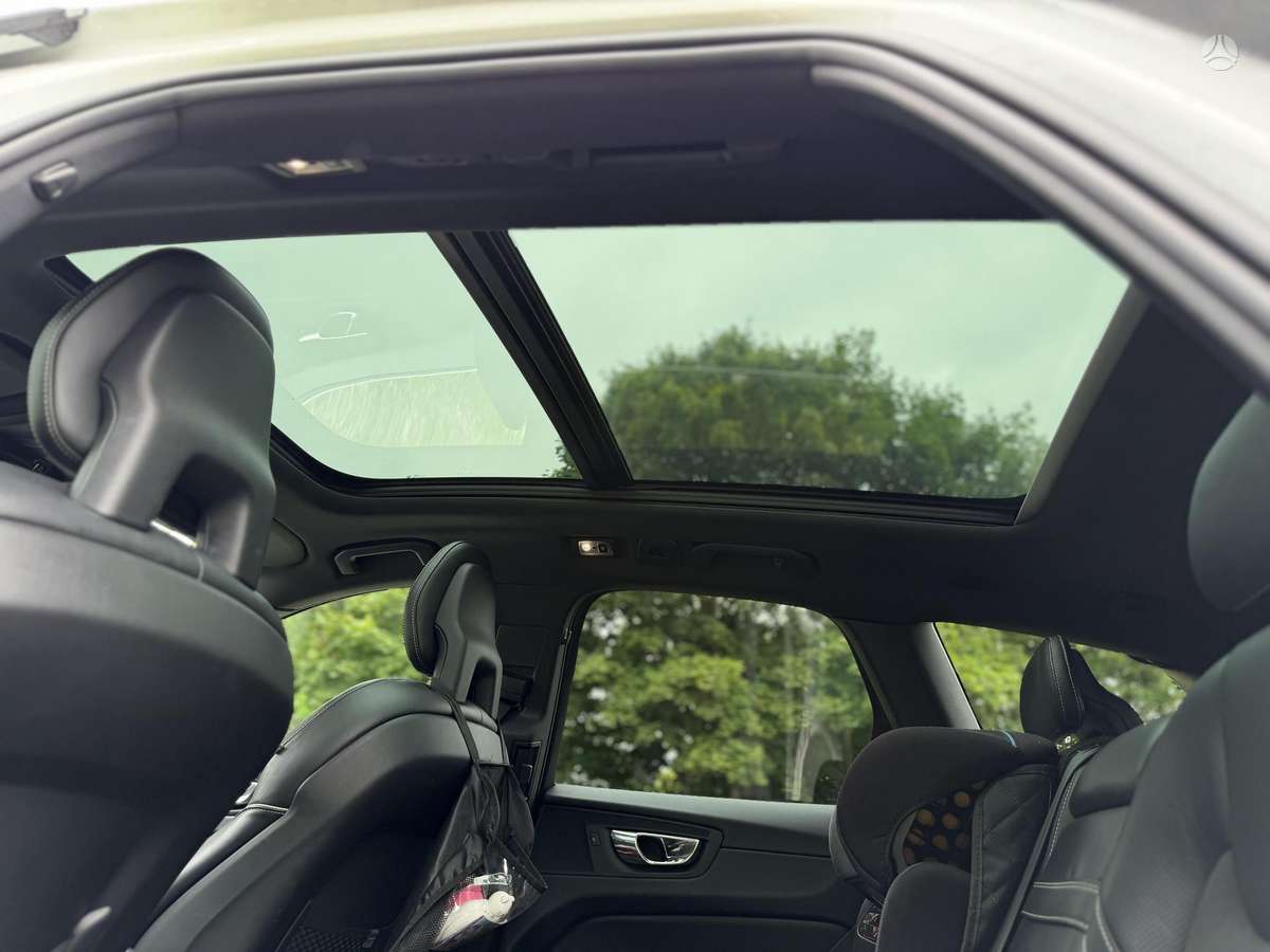 Volvo XC60 - 11