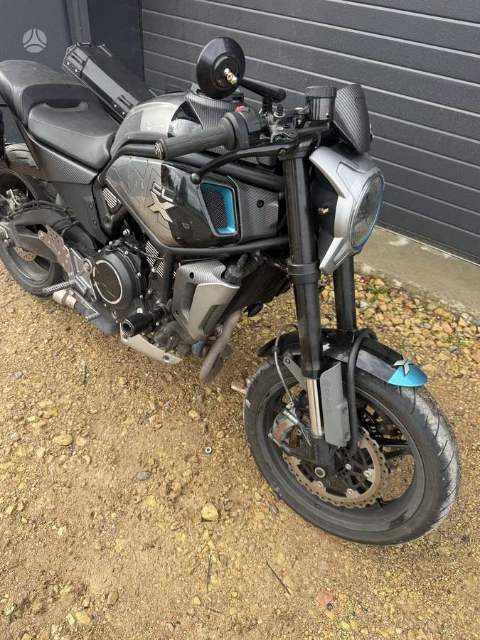 CFMOTO 700CL-X HERITAGE 700cc, street / classic