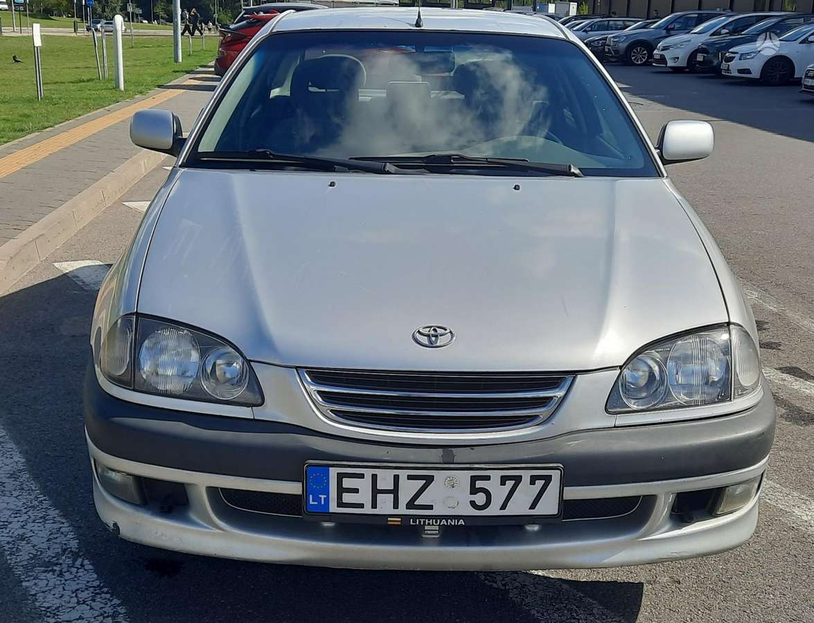 Toyota Avensis - 3
