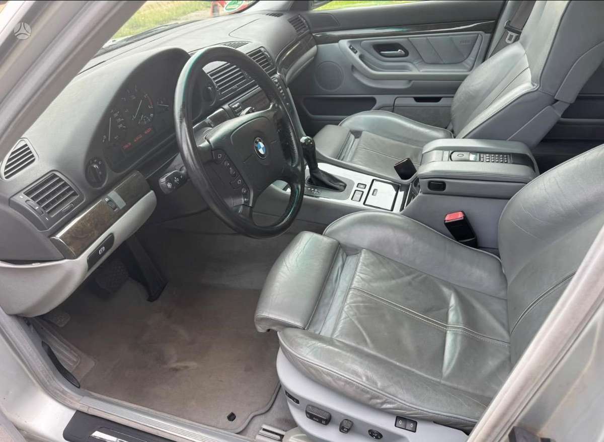 BMW 730, 3.0 l., Седан