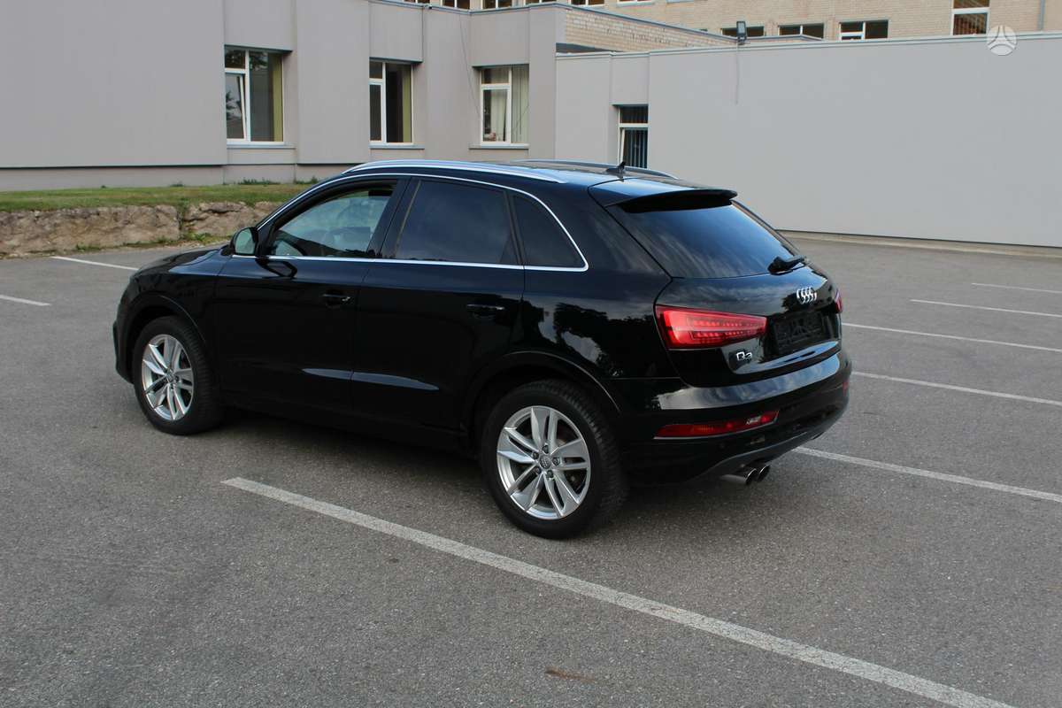 Audi Q3, 2.0 l., Внедорожник / Кроссовер