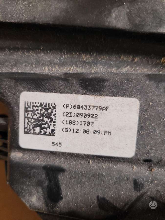 Dodge Durango dzinēja detaļas