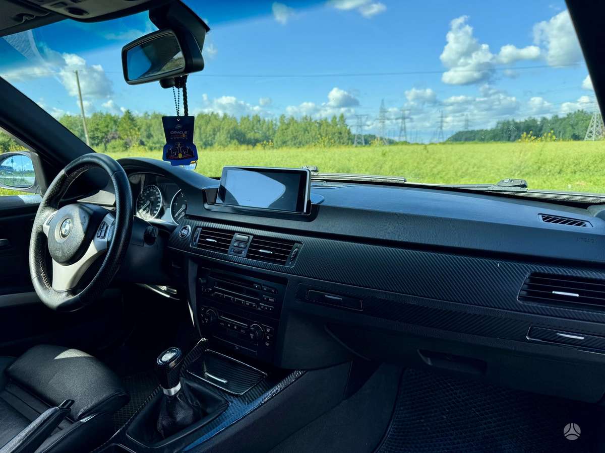 BMW 330, 3.0 l., Универсал