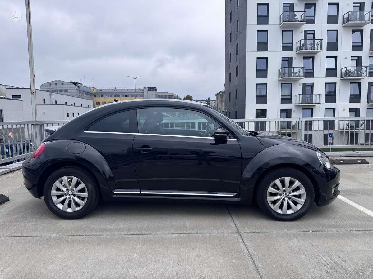 Volkswagen Beetle, 1.6 l., hatchback