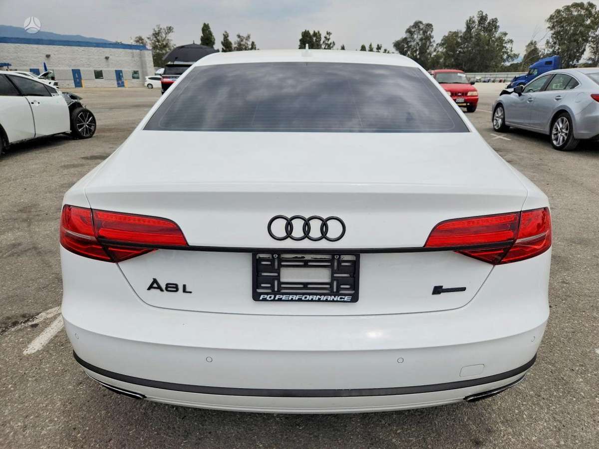 Audi A8, 3.0 l., Седан