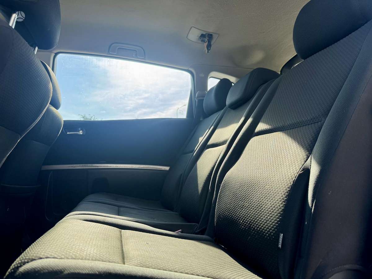 Toyota Corolla Verso - 12