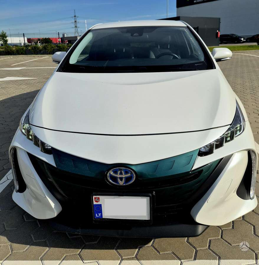 Toyota Prius Prime - 1