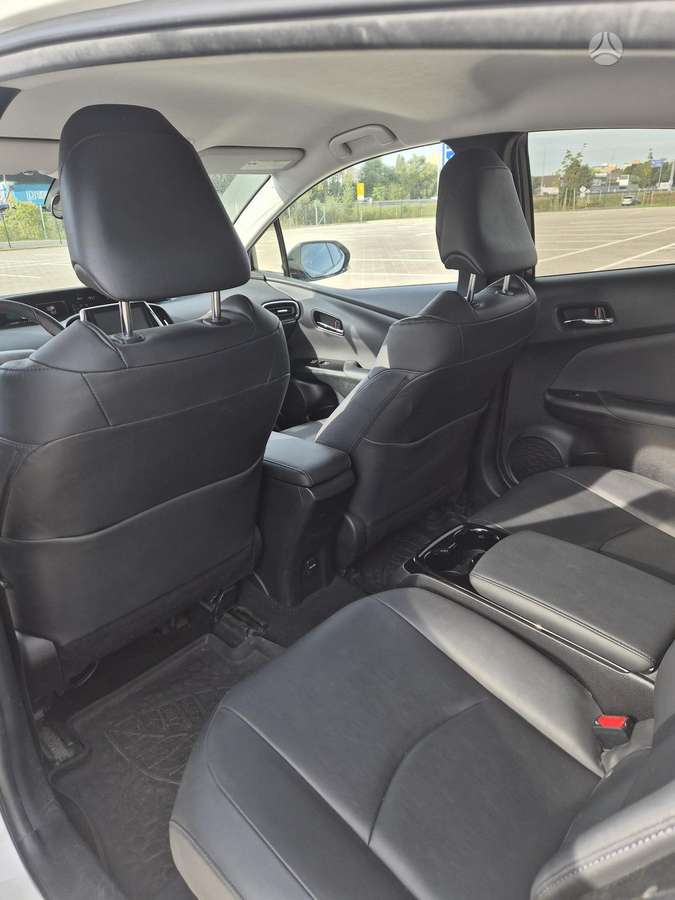 Toyota Prius Prime - 6