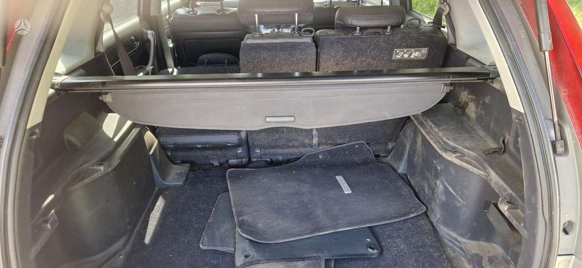 Honda CR-V dalimis