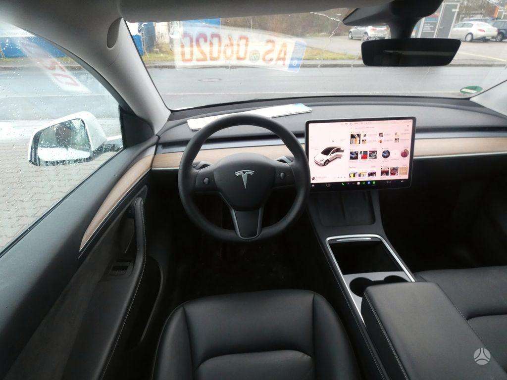 Tesla Model Y, 78 kWh, mpv / minivan