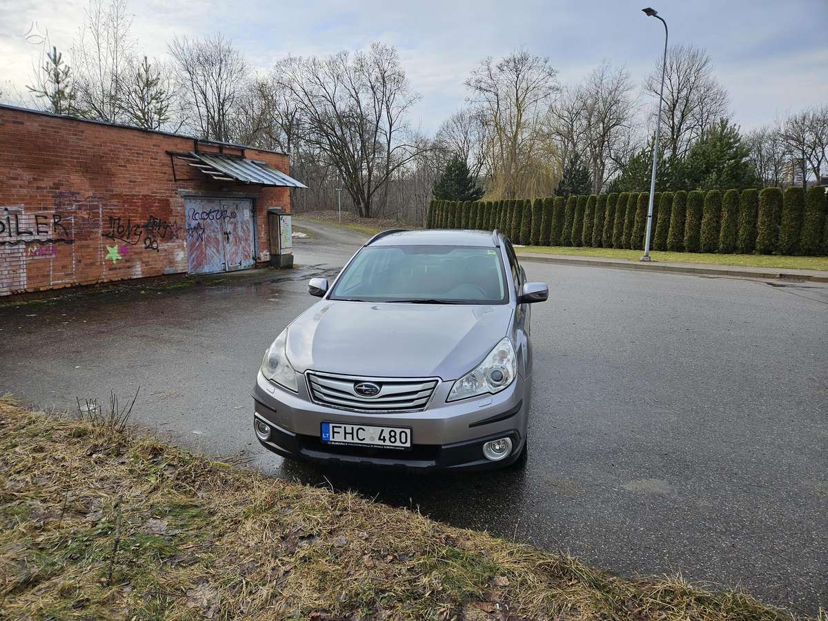 Subaru Outback, 2.5 l., universalas