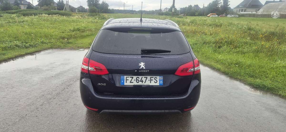 Peugeot 308 - 4