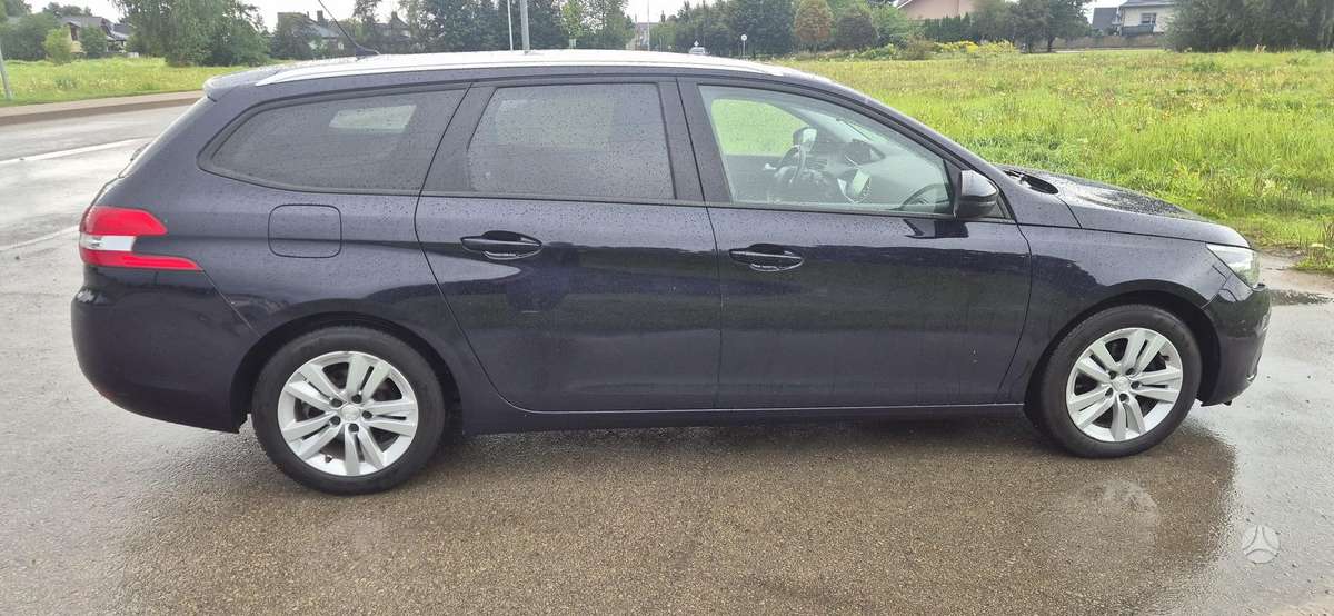 Peugeot 308, 1.2 l., Универсал