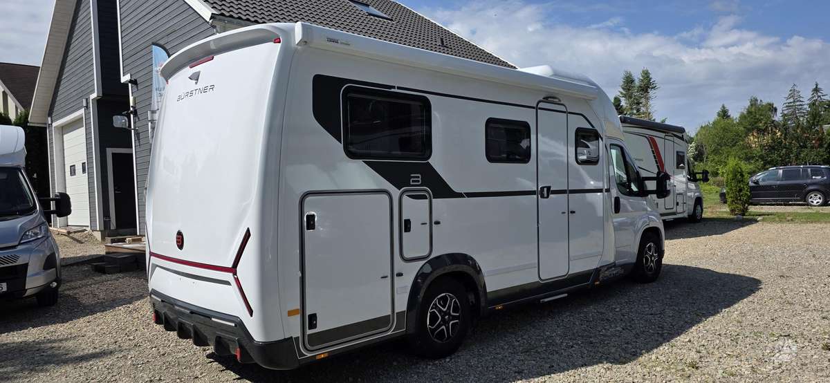 Bürstner Signature 7.1, campers