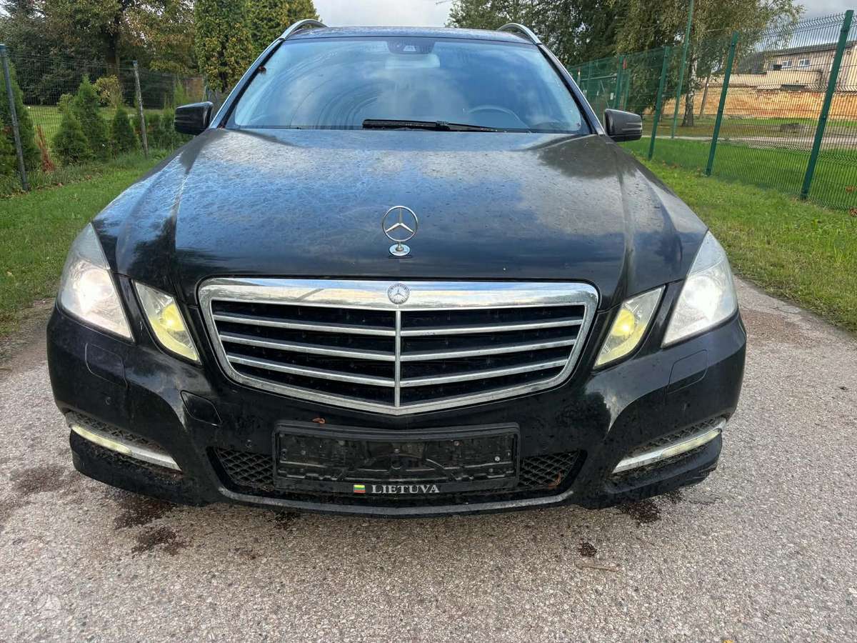 Mercedes-Benz E250 Dalimis