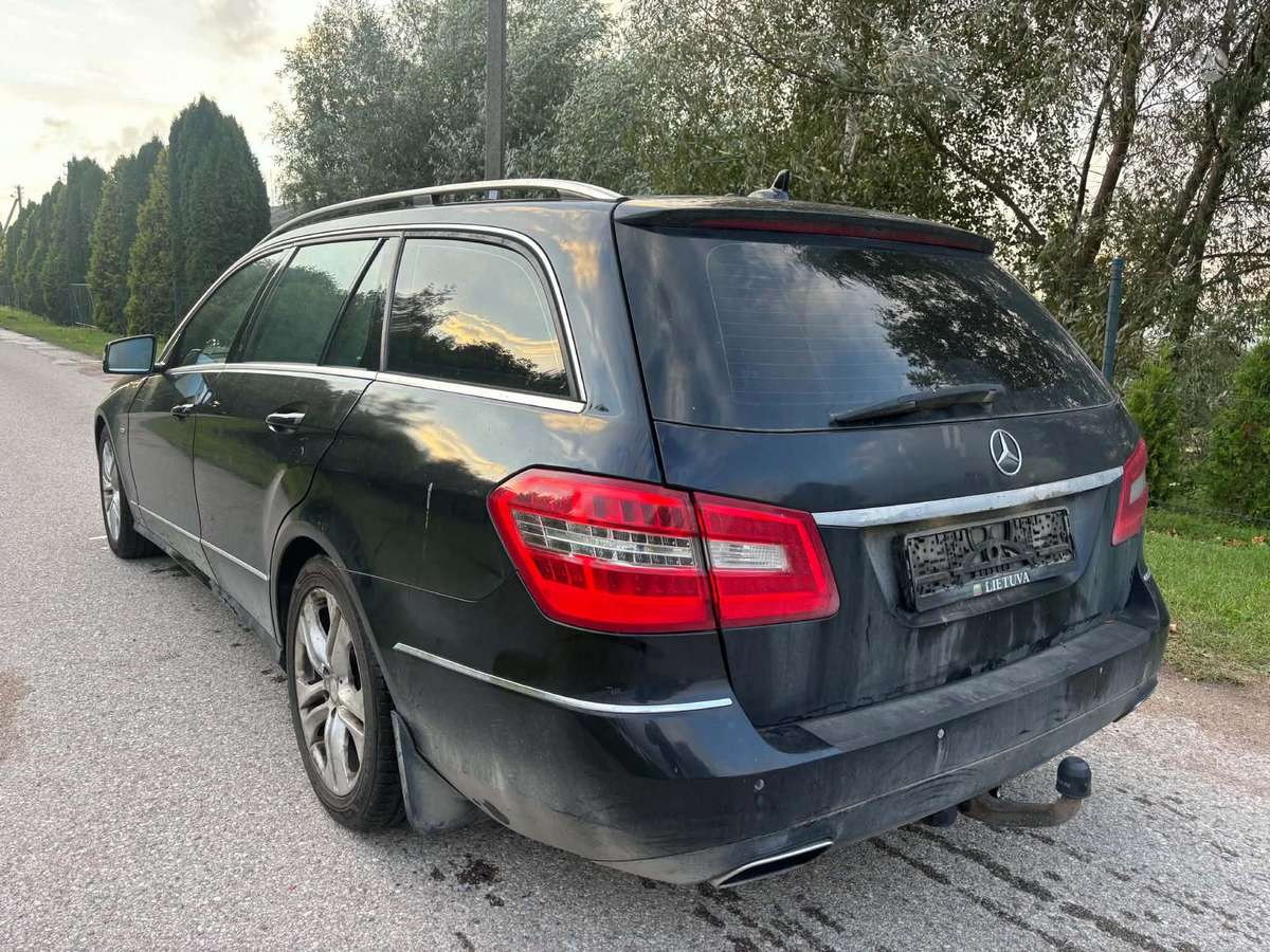 Mercedes-Benz E250 Dalimis