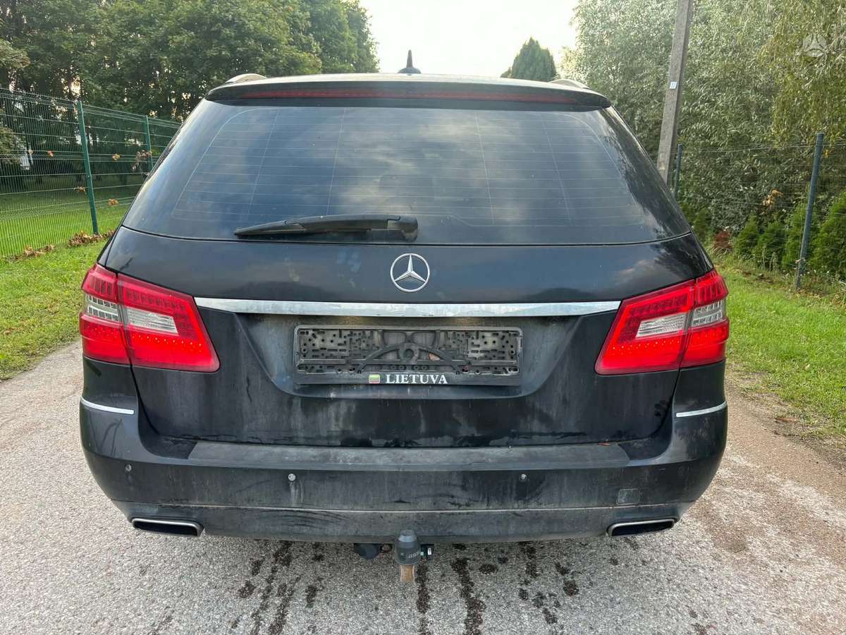 Mercedes-Benz E250 Dalimis