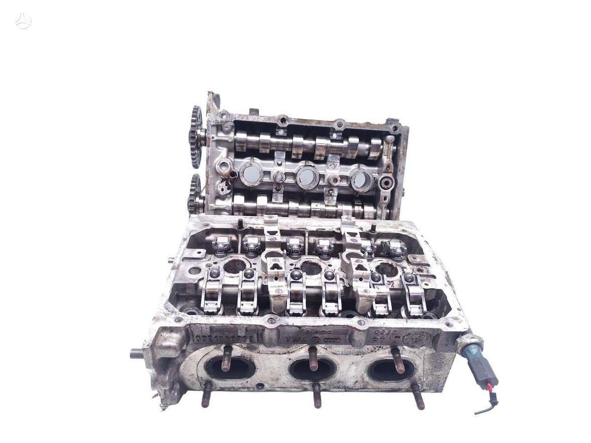 Volkswagen Polo, 03E103373E, cylinder head
