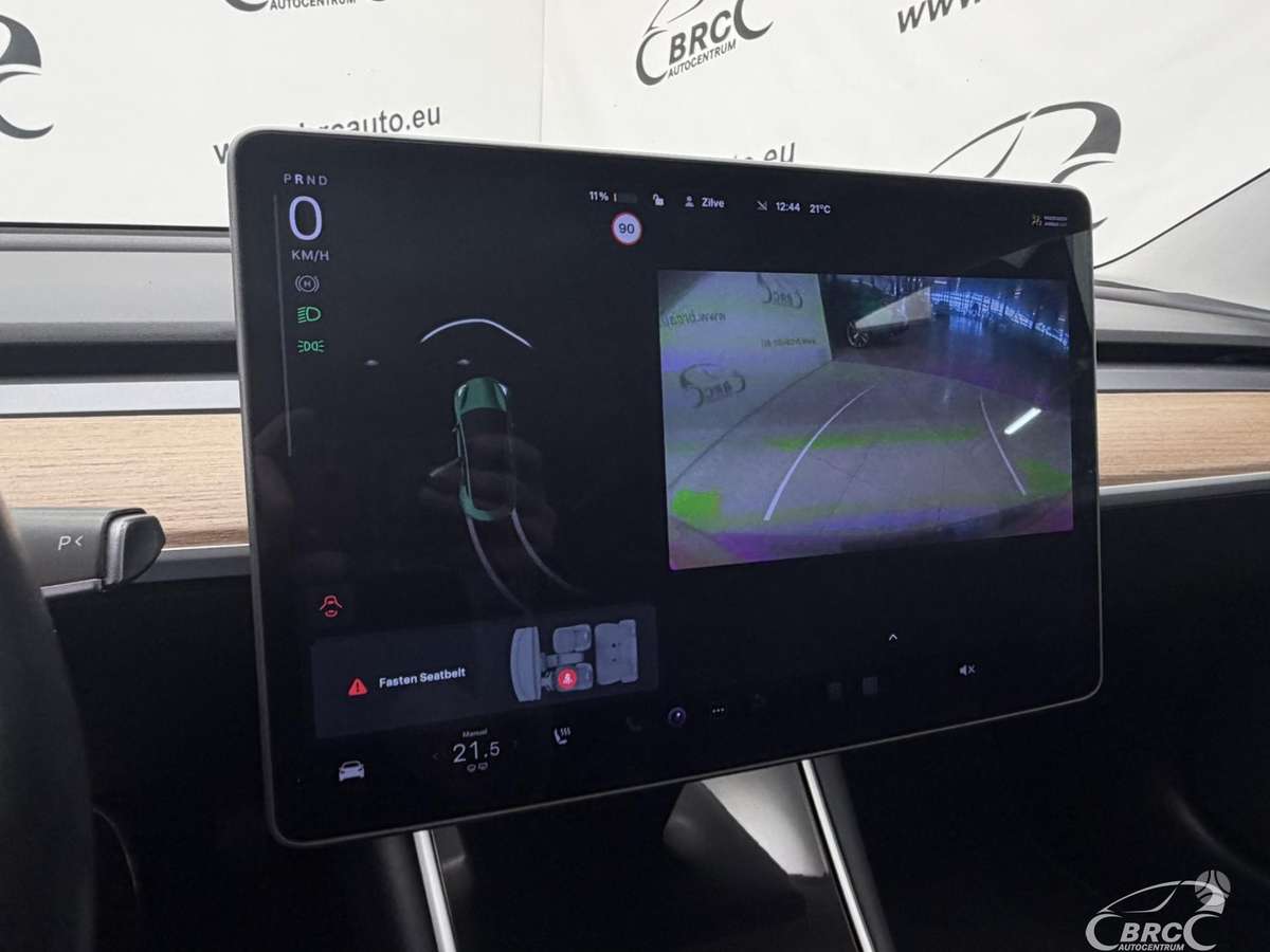 Tesla Model 3, 55 кВт·ч, Седан