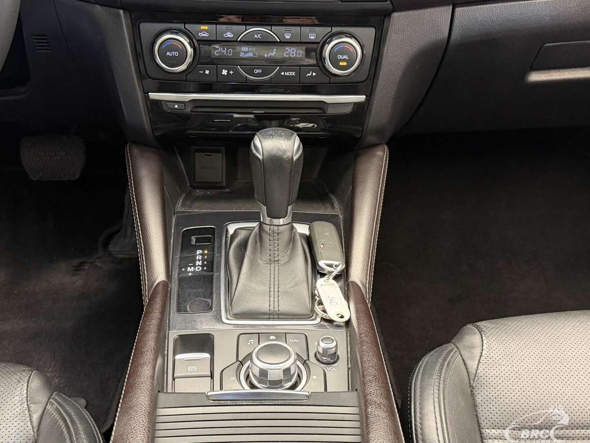 Mazda 6, 2.2 l., Универсал