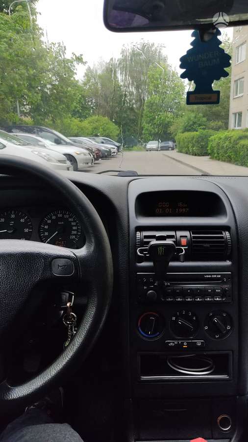 Opel Astra, 2.0 l., Седан
