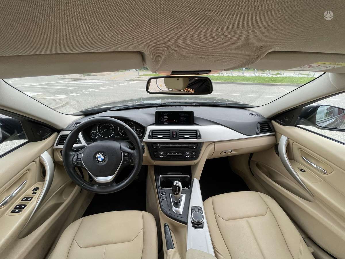 BMW 320, 2.0 l., wagon