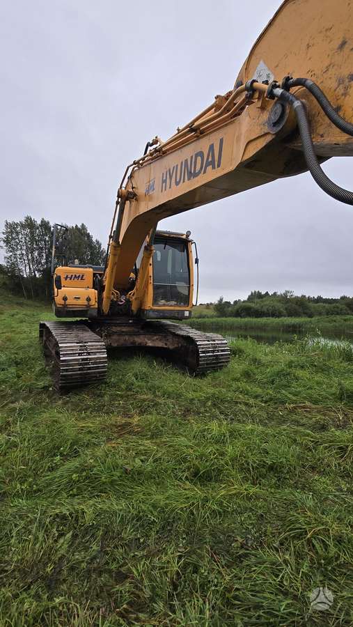 Hyundai 210LC-9, excavator
