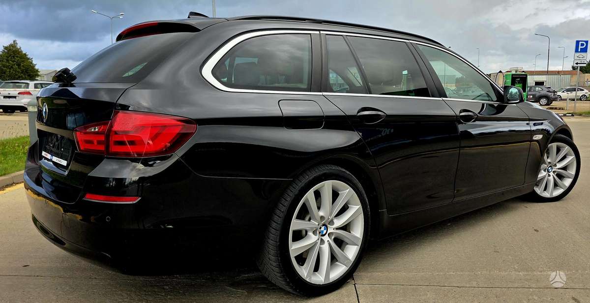 BMW 525, 2.0 l., wagon