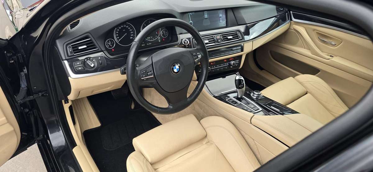 BMW 525, 2.0 l., Универсал