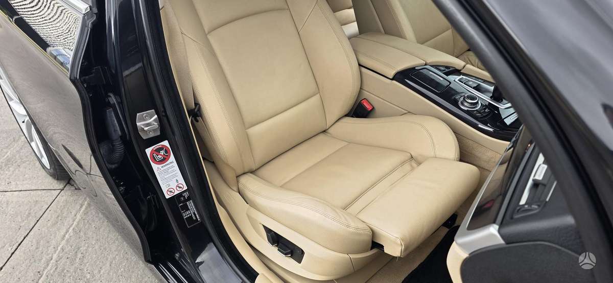 BMW 525, 2.0 l., Универсал